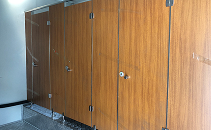 移動公共衛(wèi)生間 移動公共衛(wèi)生間